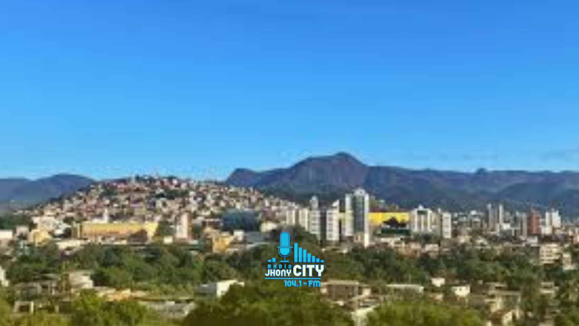 Acidente fatal na curva da Tancredo Neves mata motociclista de 34 anos em Fabriciano