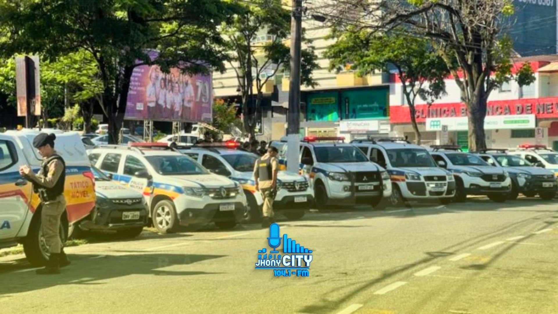 Dupla é presa sob suspeita de envolvimento em roubo à mão armada no bairro Alphaville, em Timóteo